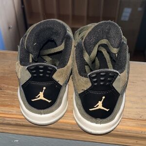 Still in great condition size 12c